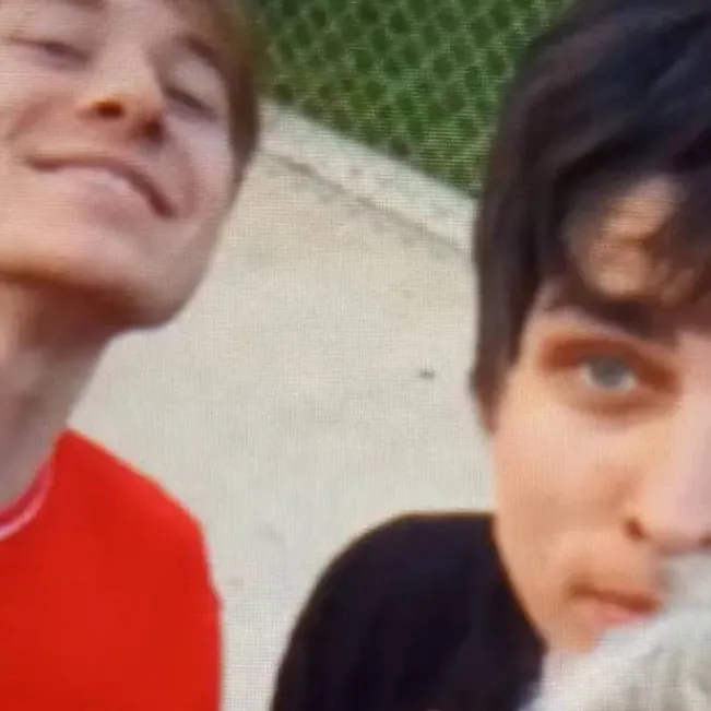chat with ai character: Sam Colby and Jake