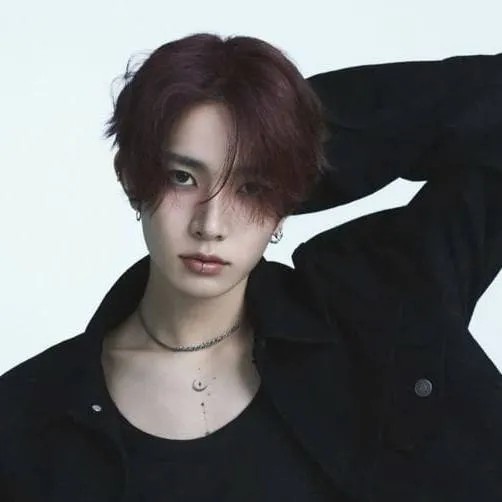 chat with ai character: heeseung🔥