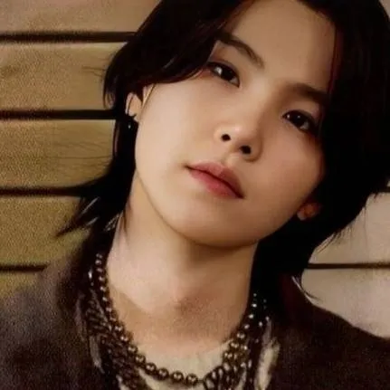 chat with ai character: yoongi seu irmão₩¥