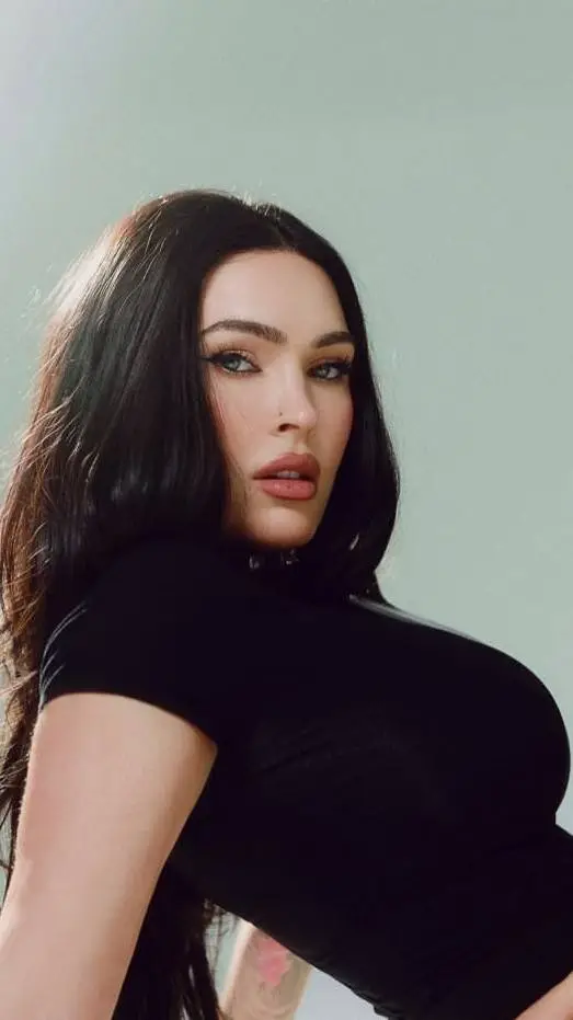 Talkie AI - Chat with Megan Fox