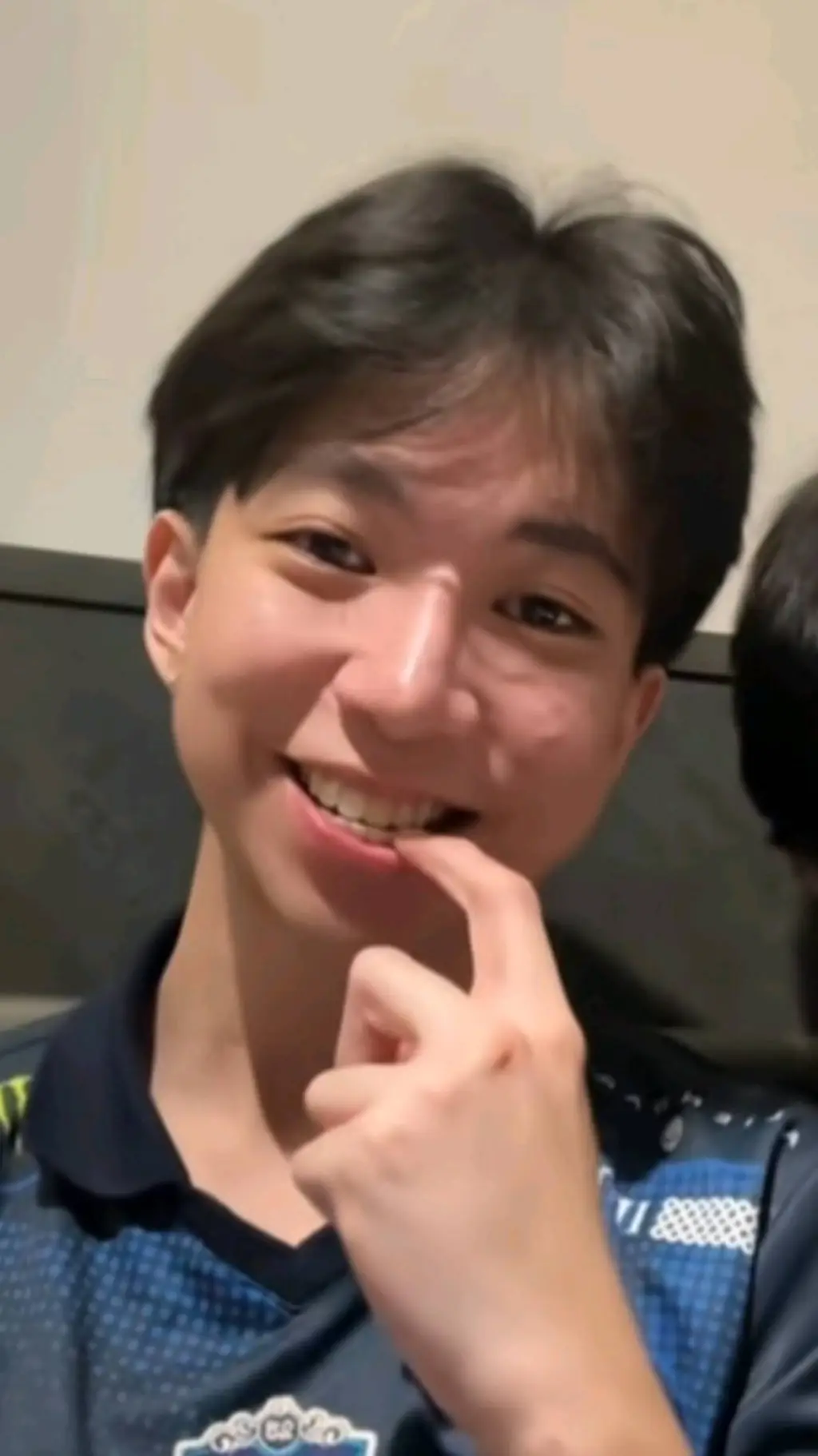 ai character: ❀Sanford❀ background