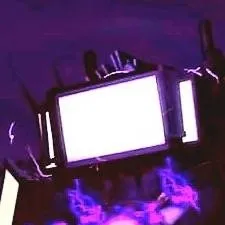 chat with ai character: Titan TV man 