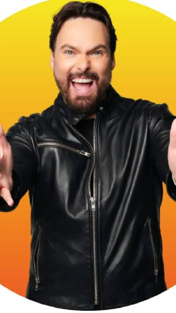 ai character: Wn fome background