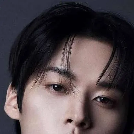 chat with ai character: ~lee minho~