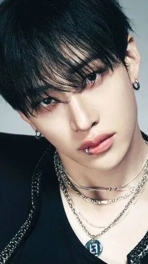 ai character: bangchan/chanmin\ background