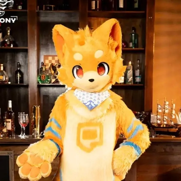 chat with ai character: mony