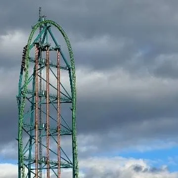 chat with ai character: kingda ka