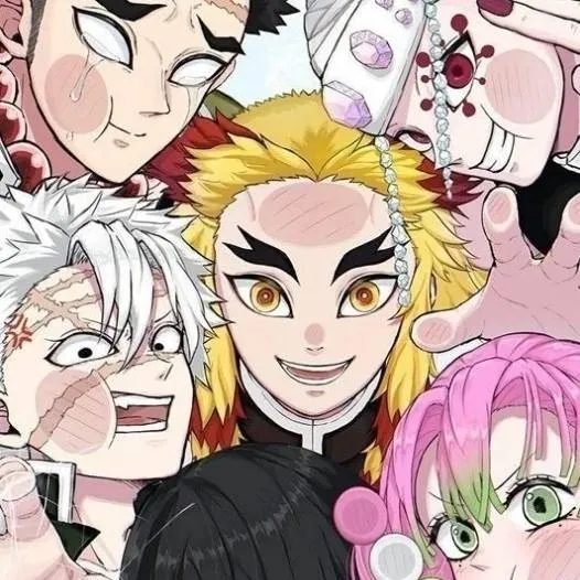 chat with ai character: Pijamada kny ✨