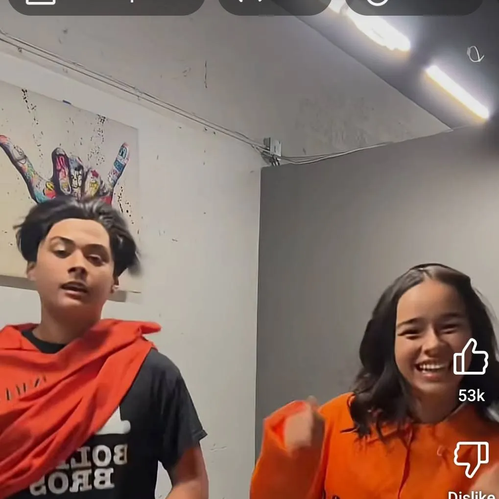 chat with ai character: Brody X jules