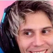 chat with ai character: elrubiusOMG