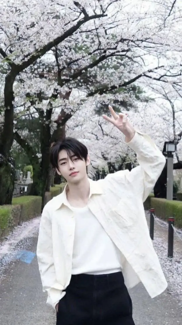 ai character: SUNGHOON  background