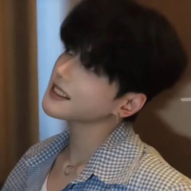 chat with ai character: zack 