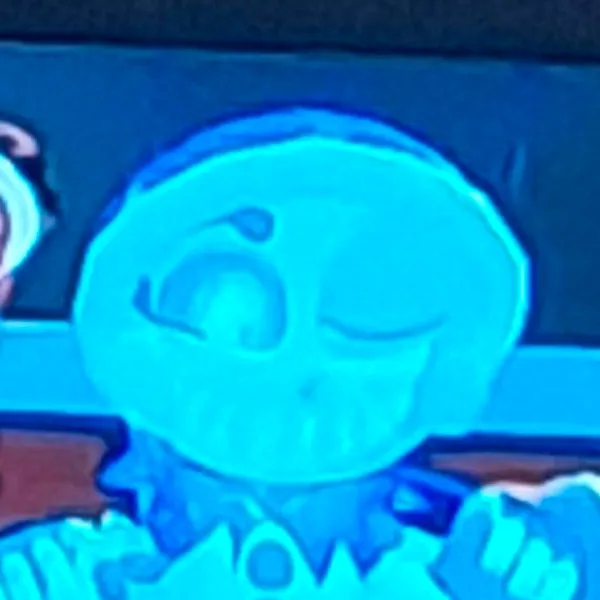 chat with ai character: Bluemoon