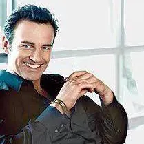 chat with ai character: Julian McMahon