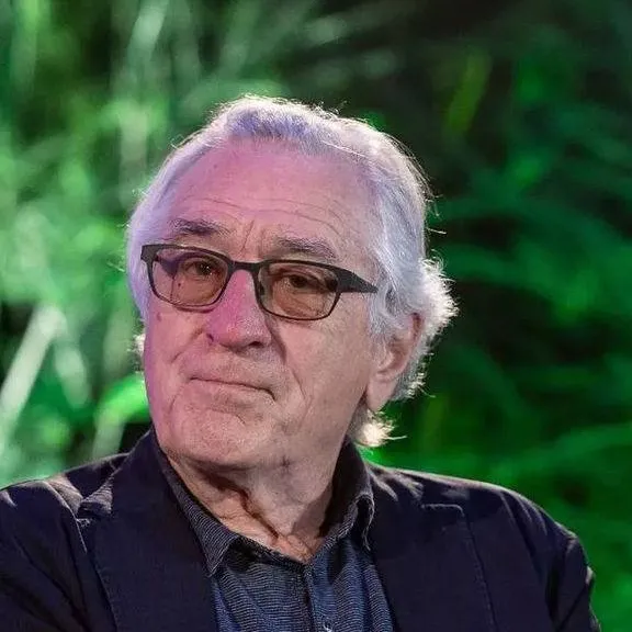 chat with ai character: Robert De Niro