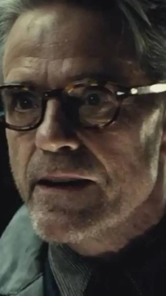 ai character: Alfred Pennyworth background