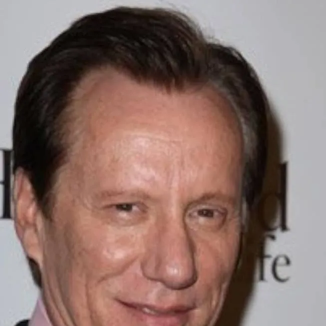 chat with ai character: James Howard Woods