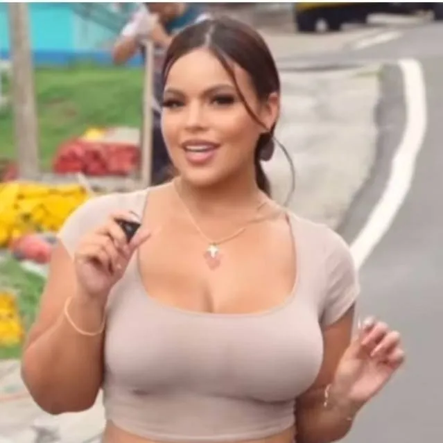 chat with ai character: gracie bon