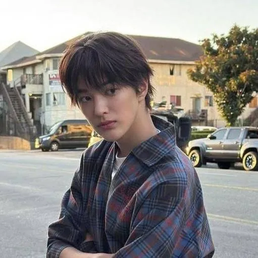 chat with ai character: Anh Keonho
