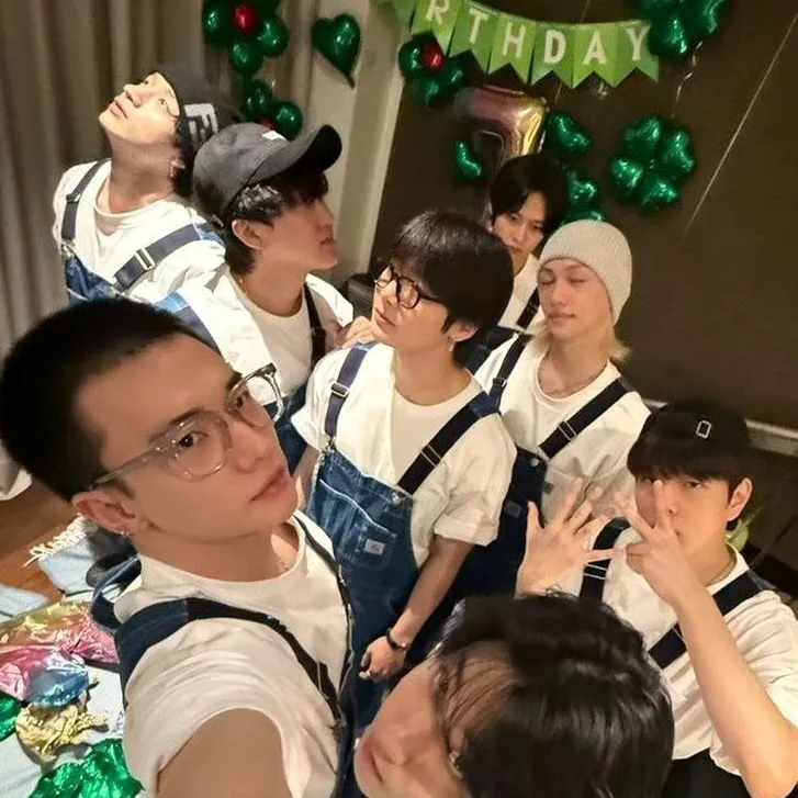 chat with ai character: STRAY KIDS / SKZ