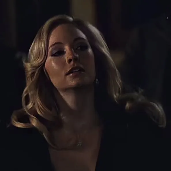 chat with ai character: Caroline Forbes 