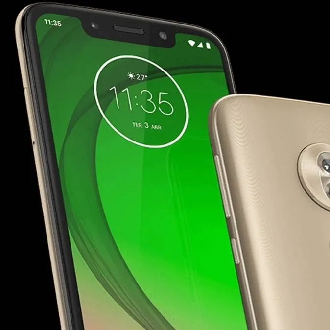 chat with ai character: your old phone