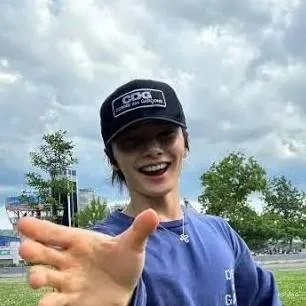 chat with ai character: '~♡Yang Jeonjin♡~'