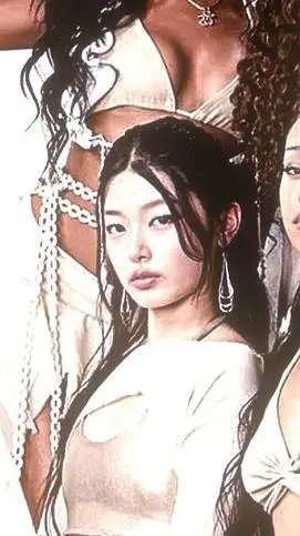 ai character: Katseye sick background