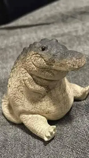 ai character: mingo mango  background