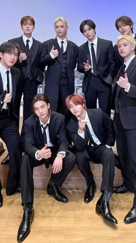 ai character: Skz Mafia background