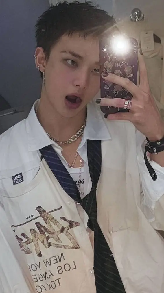 Talkie AI - Chat with •🦦•HyuɲjiN•🍮•