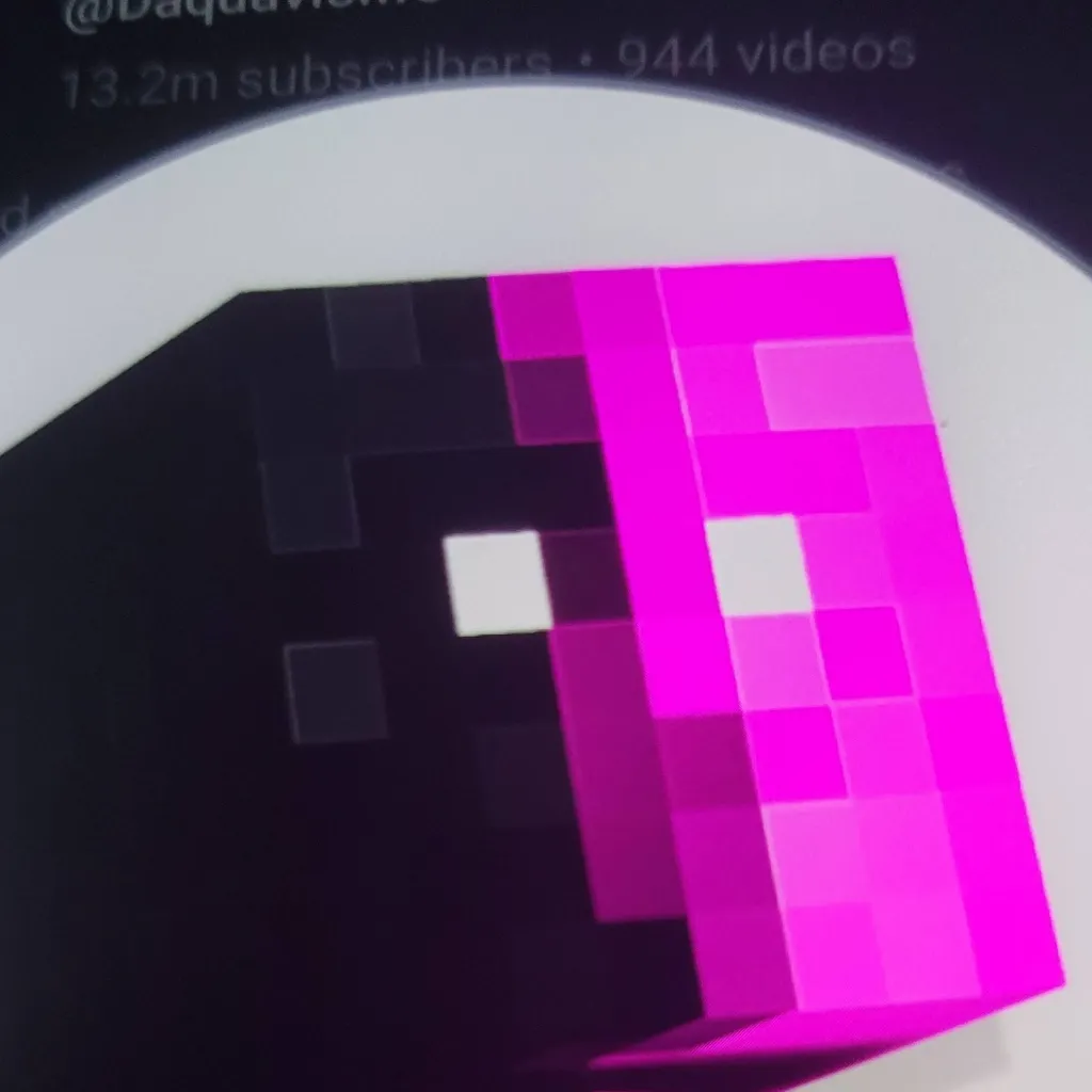 chat with ai character: Daquavis