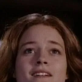 chat with ai character: Christine Daaie 