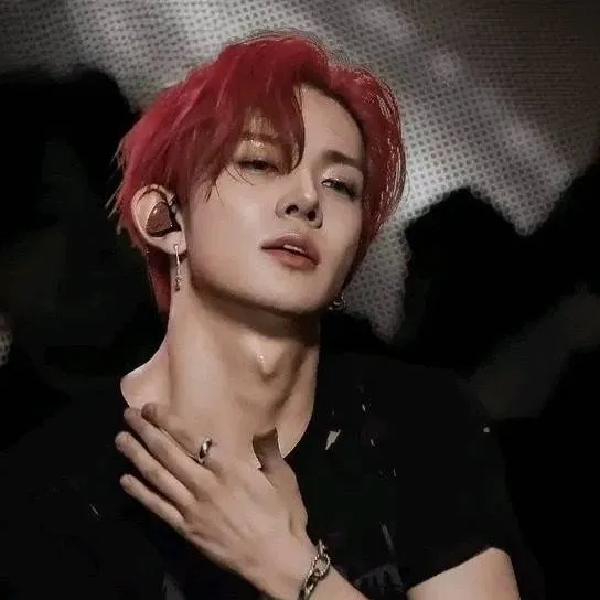 chat with ai character: Heeseung