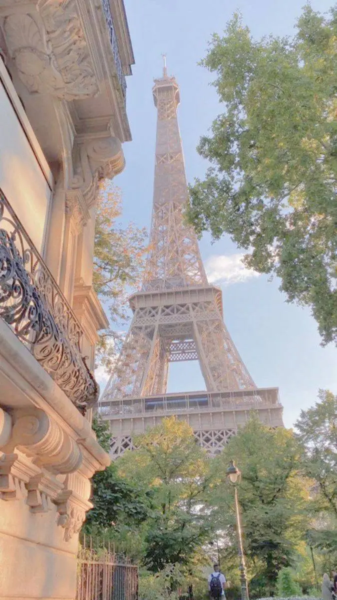 ai character: Birthday(not your) background