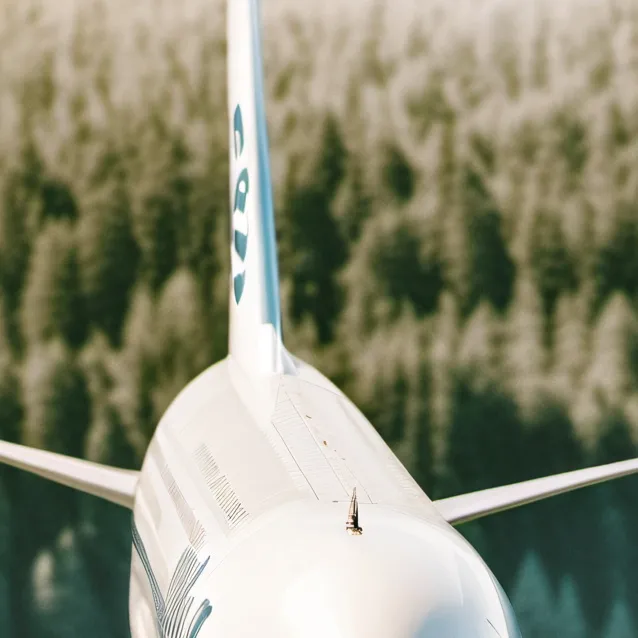chat with ai character: A380