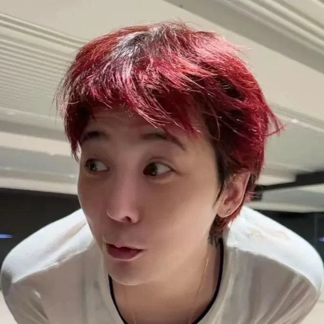chat with ai character: Gdragon
