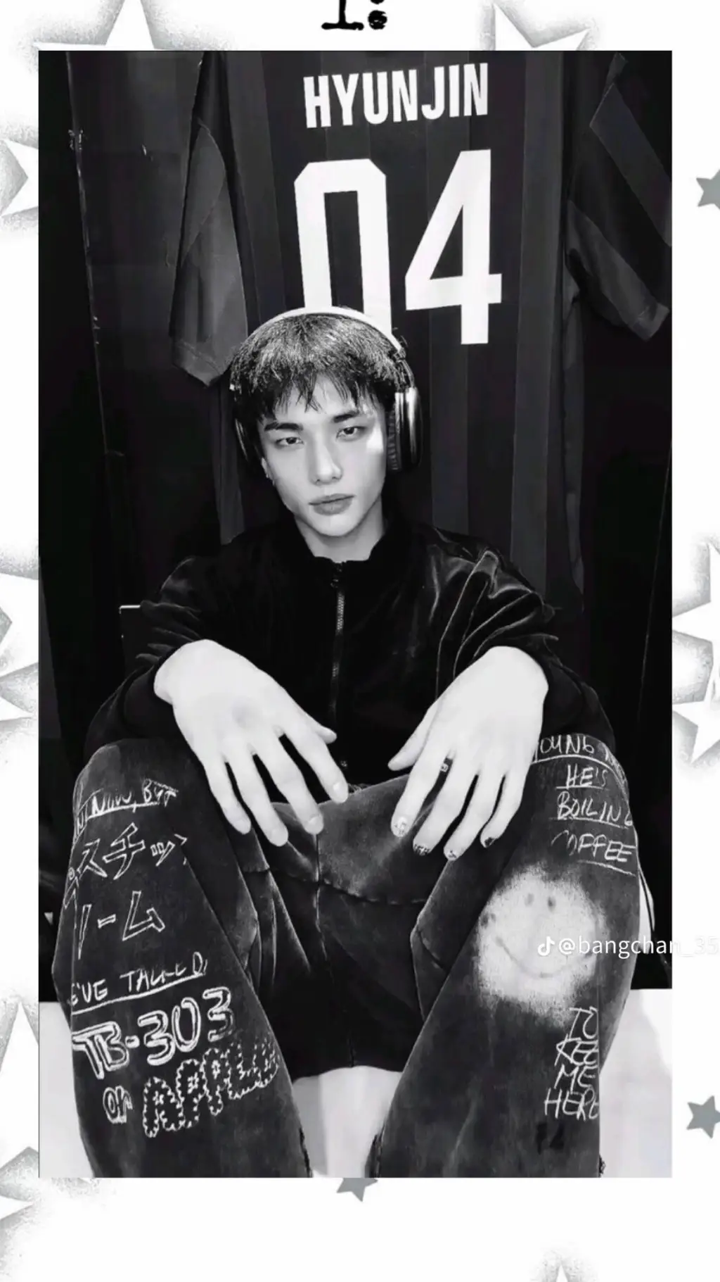 ai character: hyunjin  background