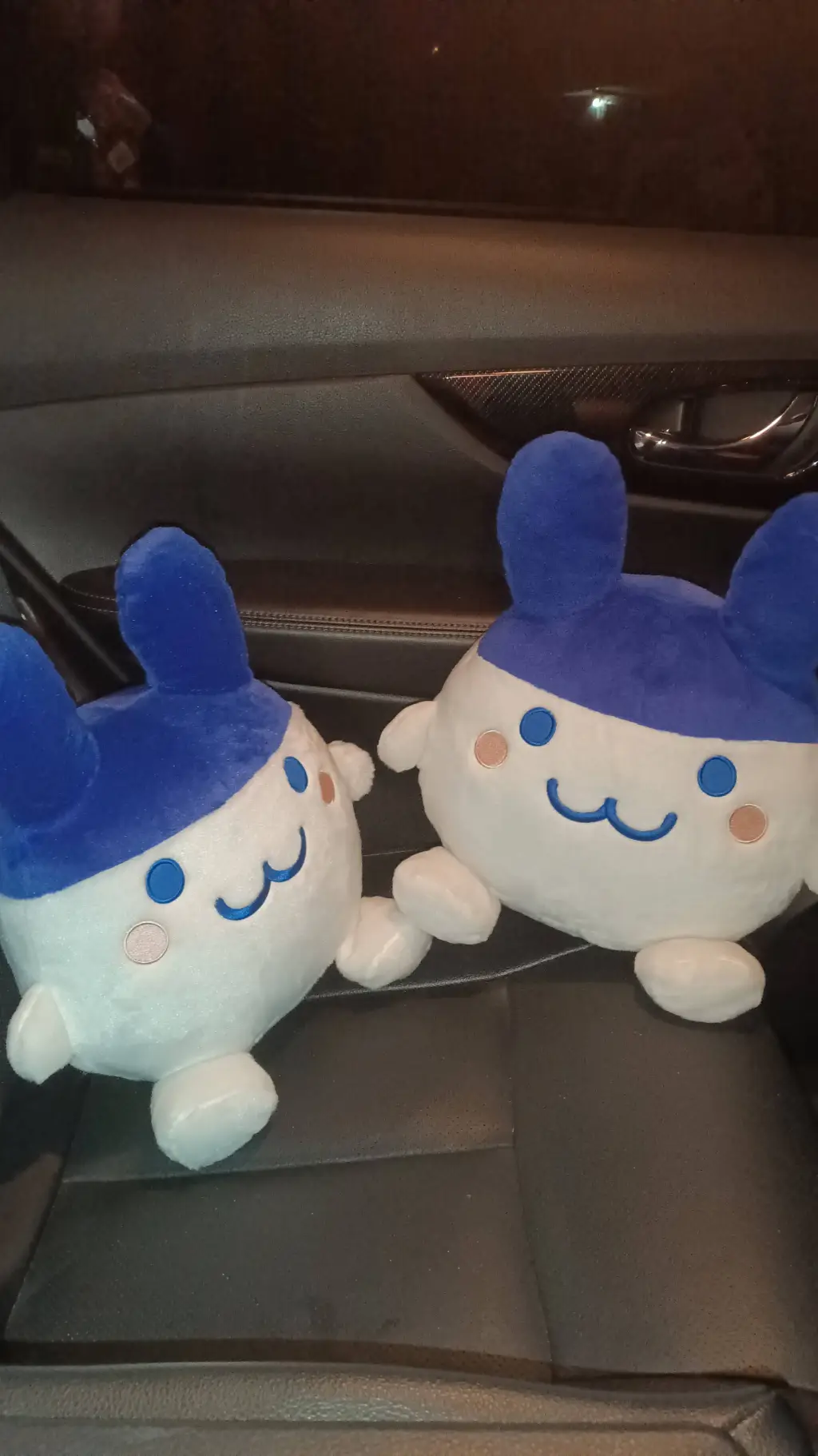 ai character: Kirbina & Kirbino background