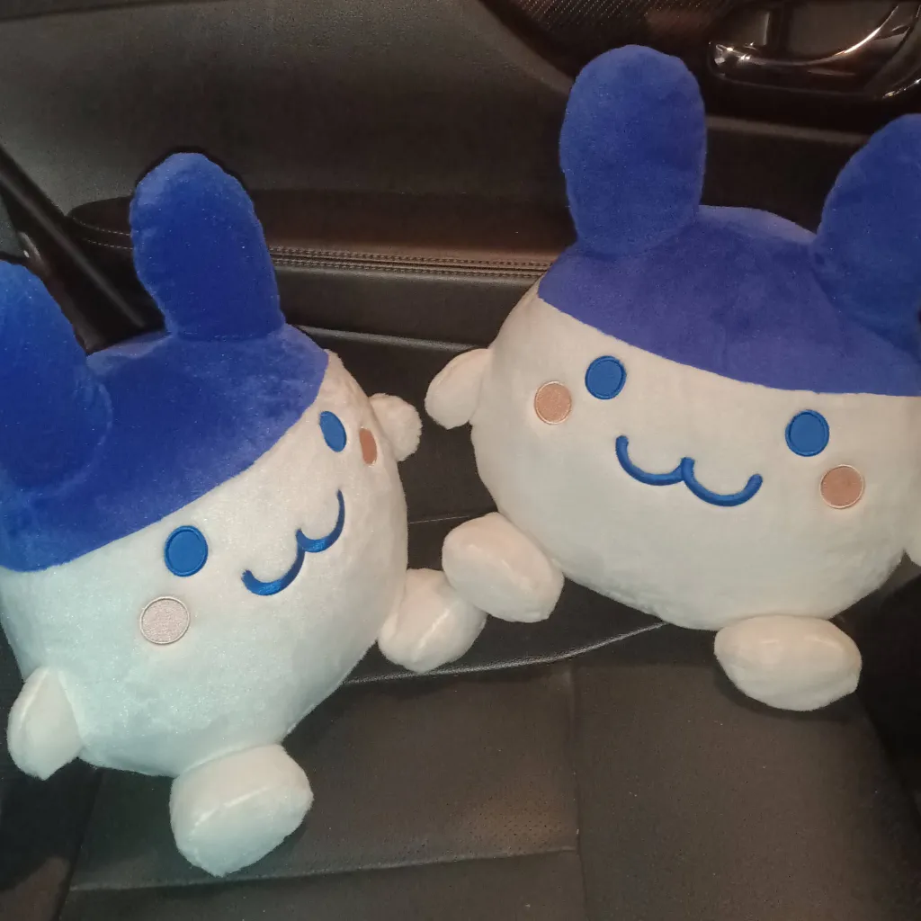 chat with ai character: Kirbina & Kirbino