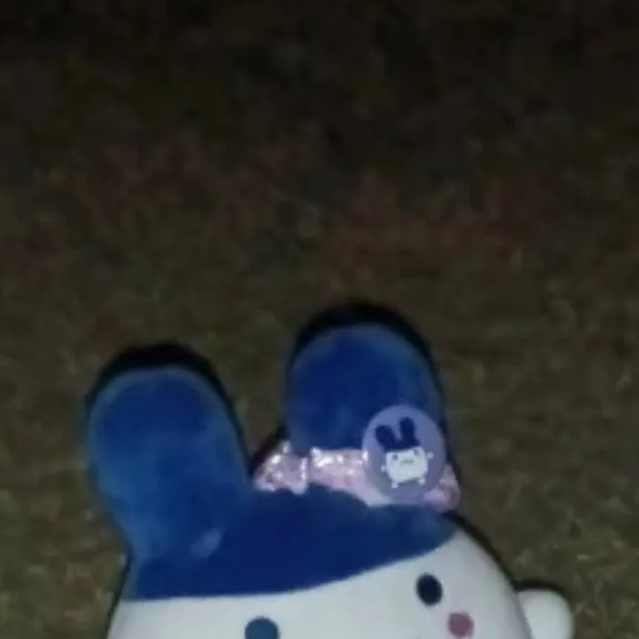 chat with ai character: Rubina