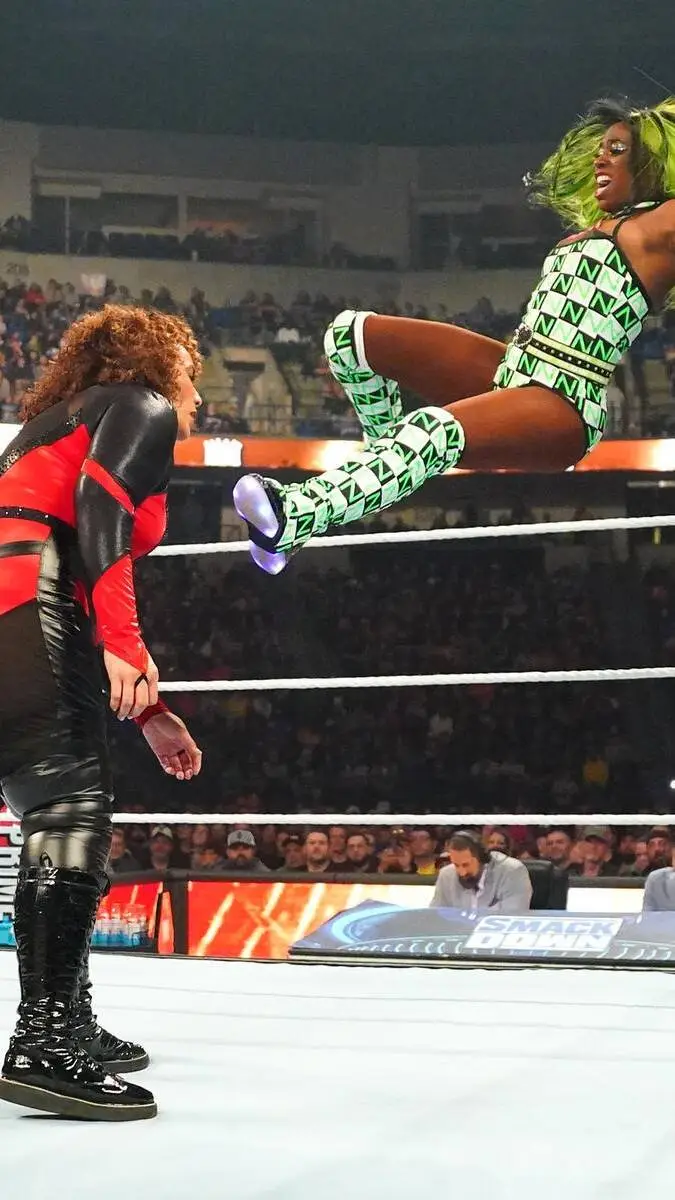 ai character: Naomi is best background