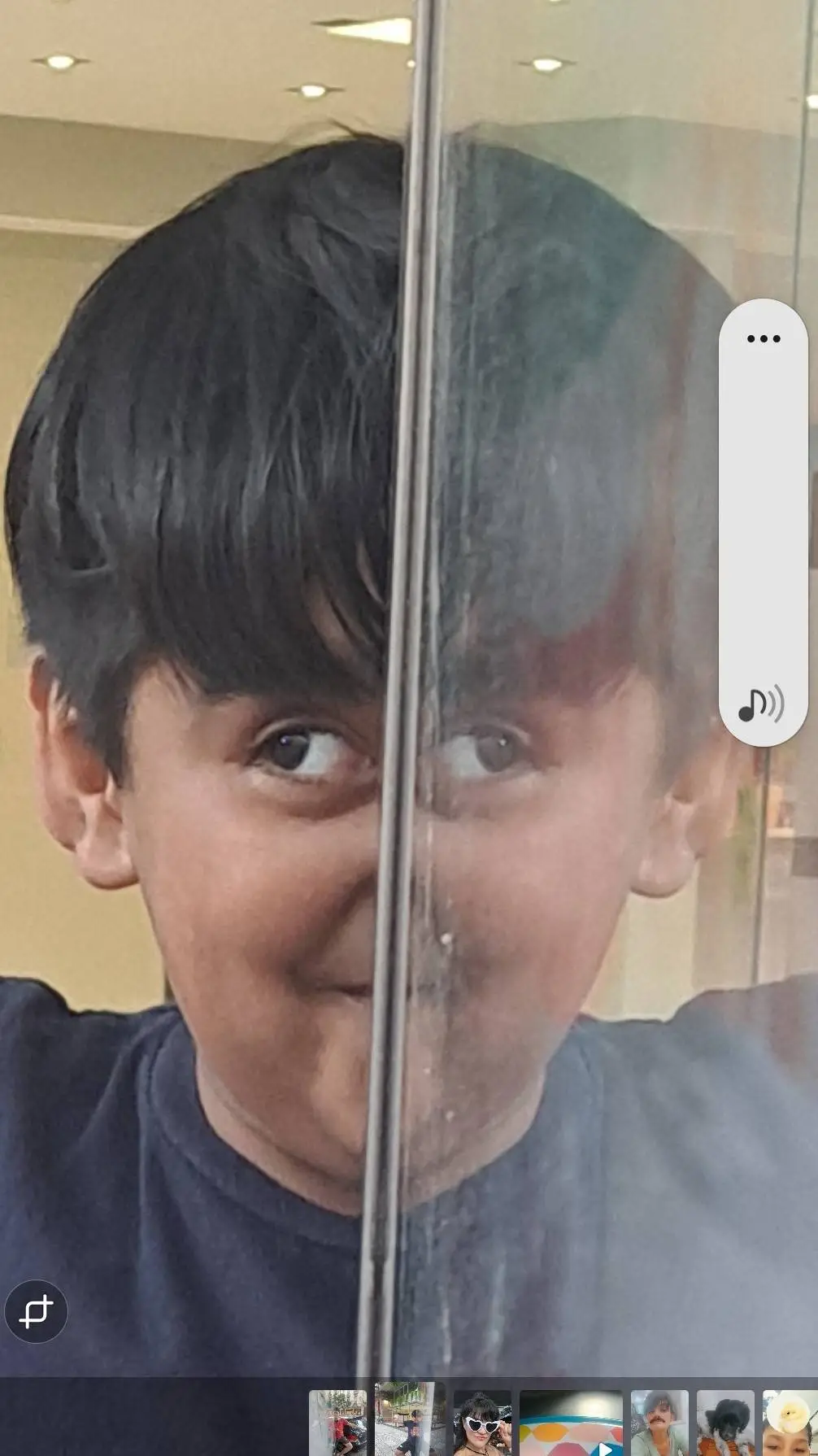 ai character: un random background