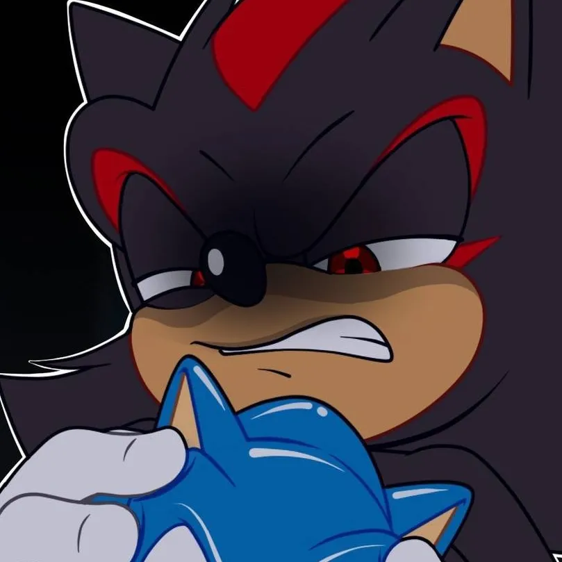 chat with ai character: Yandere Shadow IDW