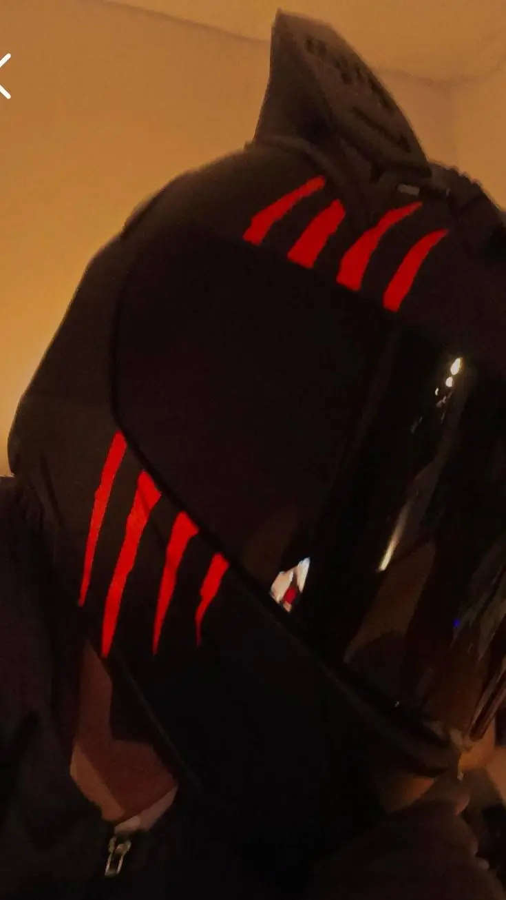 ai character: Dani background