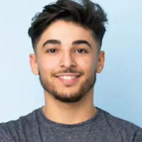 chat with ai character: tzvi