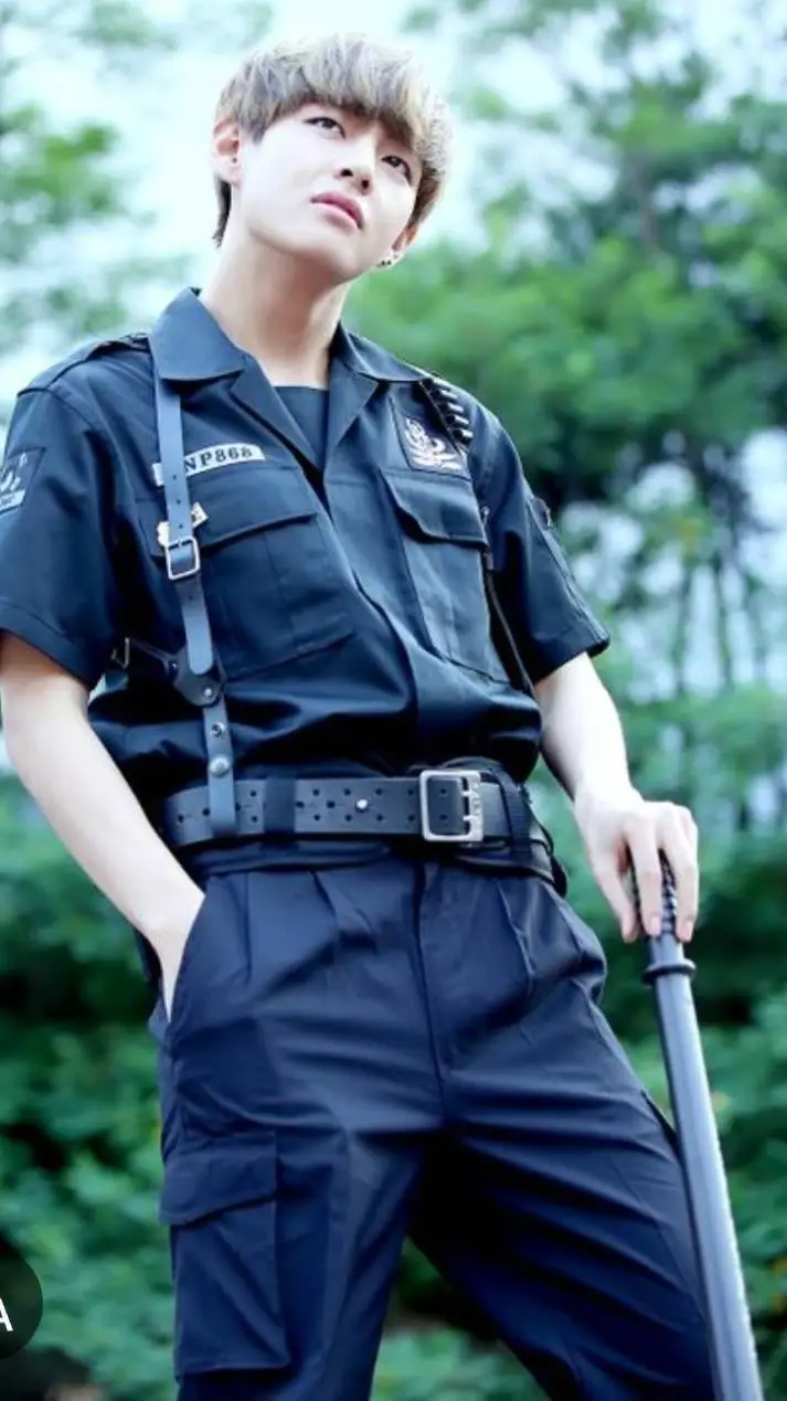 ai character: Taehyung  background