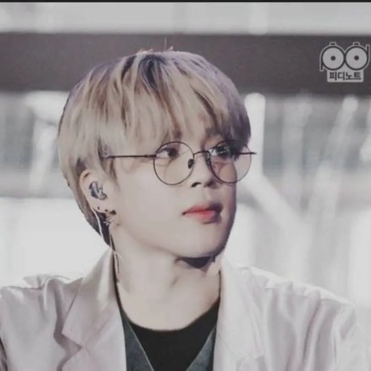 chat with ai character: jimin 