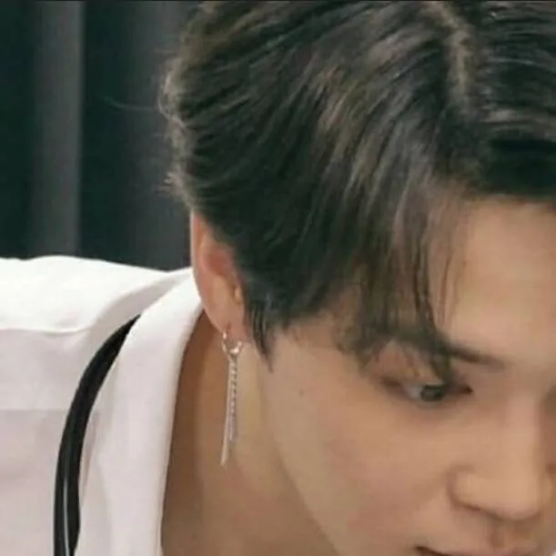 chat with ai character: Jimin