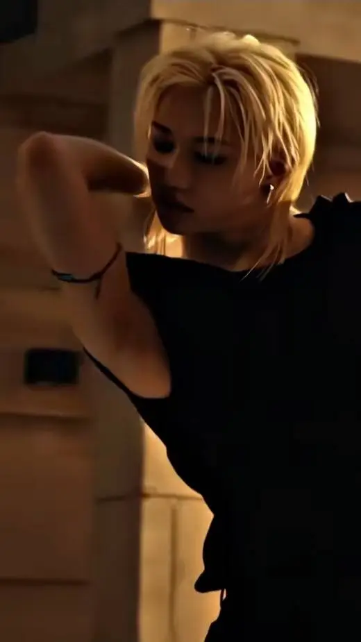 ai character: Felix background